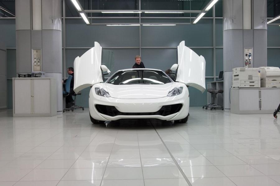  McLaren MP4-12C 2009 года  (фото 25 из 268)